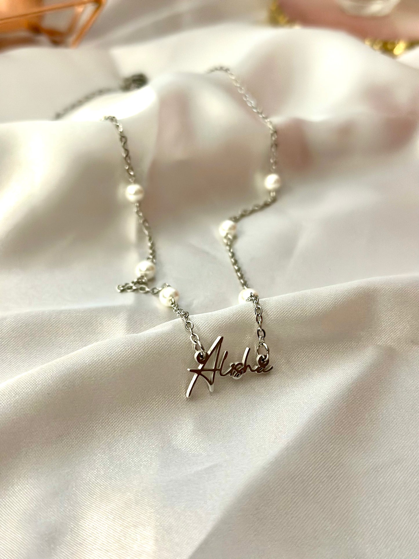 Ayla necklace